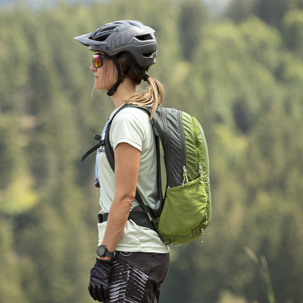 Mochila de Hidratação para Ciclistas 17 Litros Race Air 14+3 Deuter